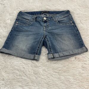 UNDERGROUND SOUL WOMENS SHORTS SIZE 7